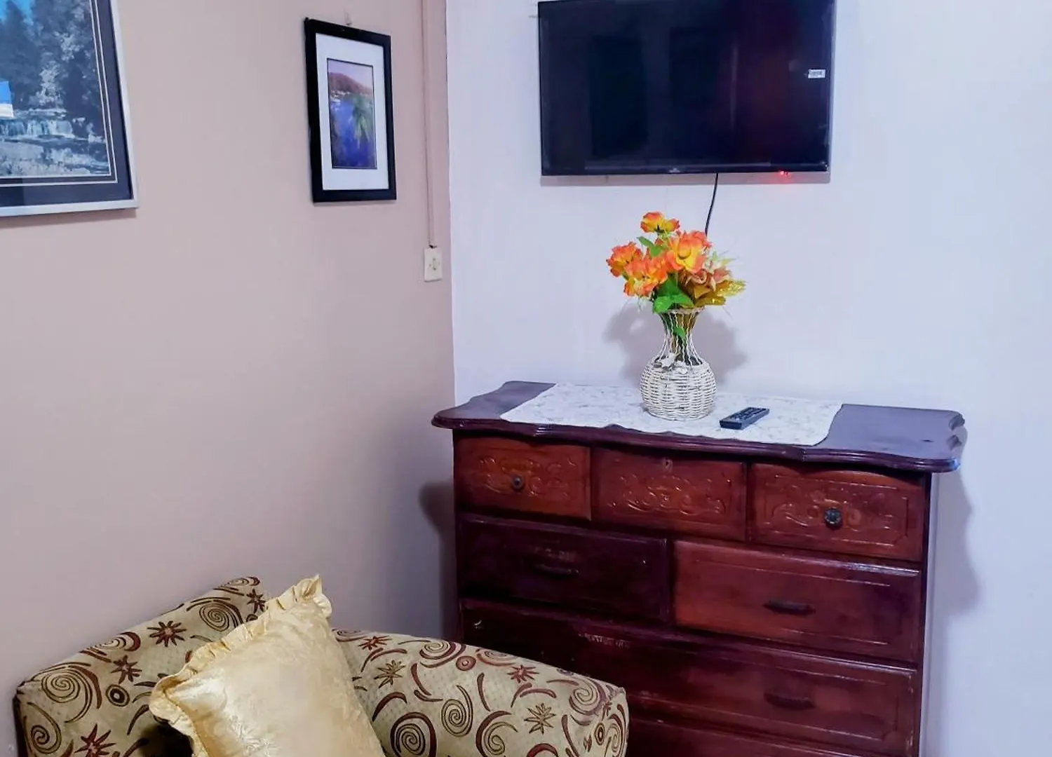 Отель 237 Bratton Avenue Бухта Монтего 0*,  Ямайка