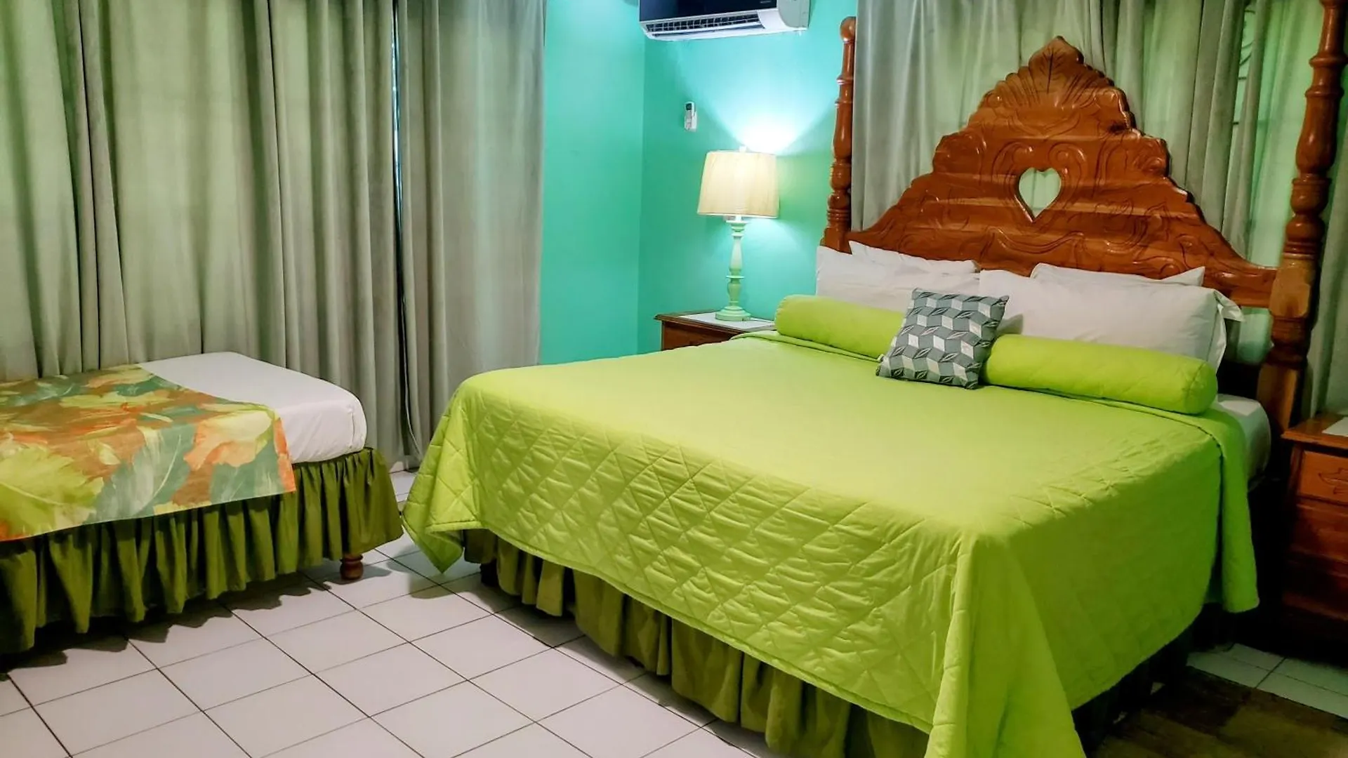 237 Bratton Avenue Hotel Montego Bay Gasthuis
