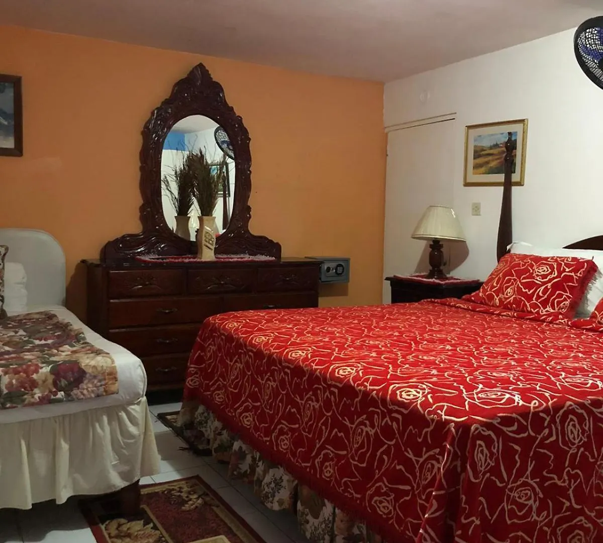 Gasthuis 237 Bratton Avenue Hotel Montego Bay Jamaica