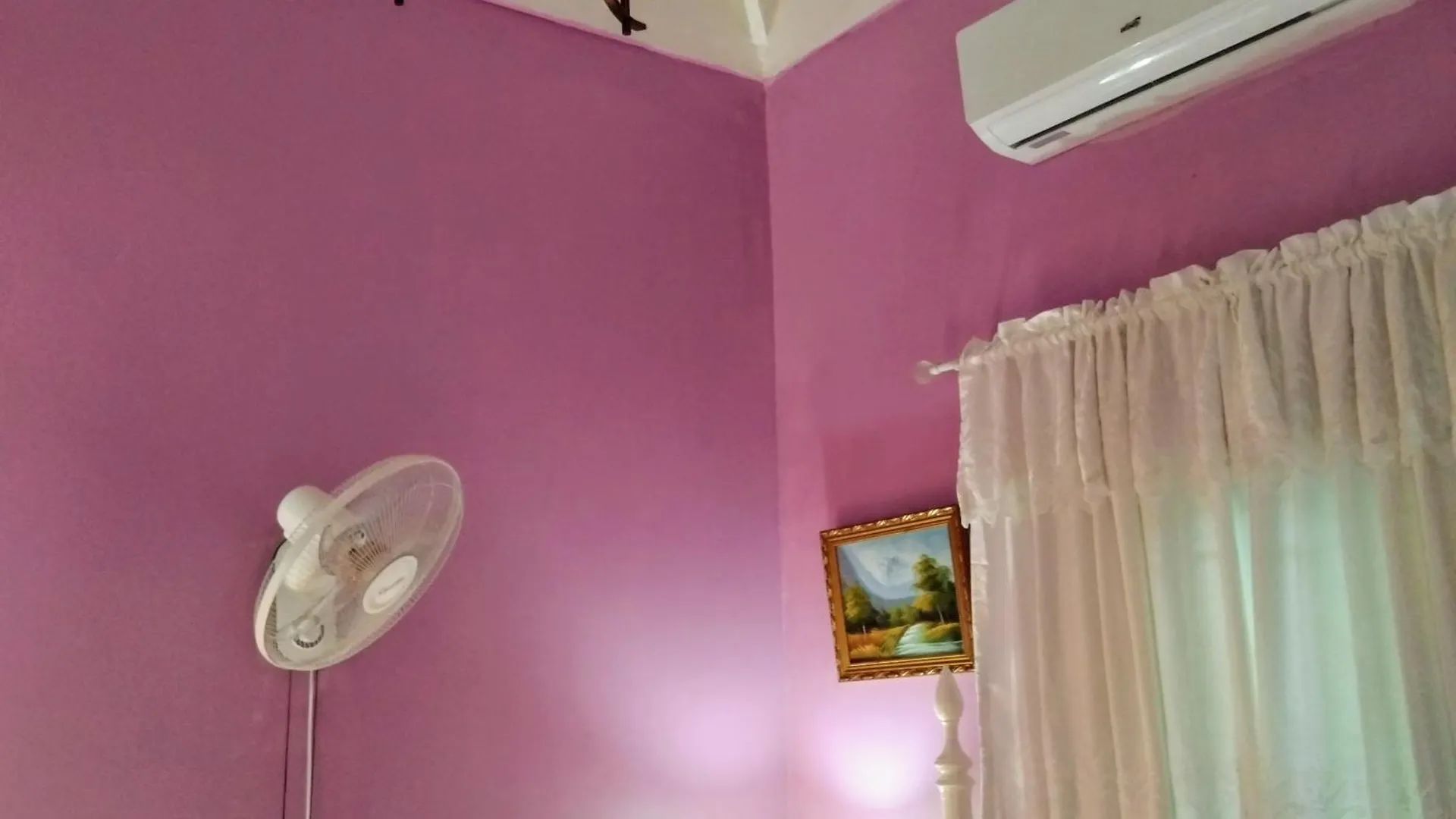 Πανσιόν 237 Bratton Avenue Ξενοδοχείο Μοντέγκο Μπέυ